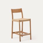 Yalia stool with a backrest in solid oak wood in a natural