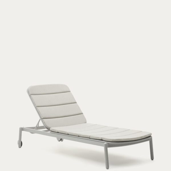 Linea Calme Art Deck Chairs